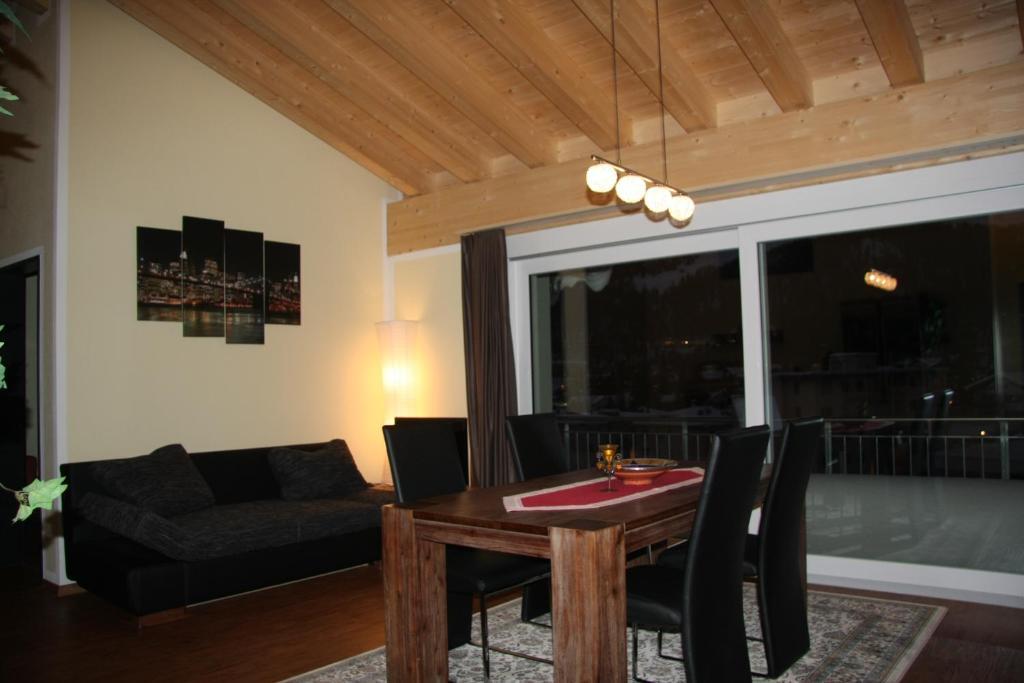 Aladin Apartments St Moritz Chambre photo
